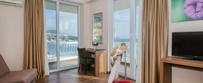Hotel SATO 4* - Sutomore, Muntenegru. - Photo 10