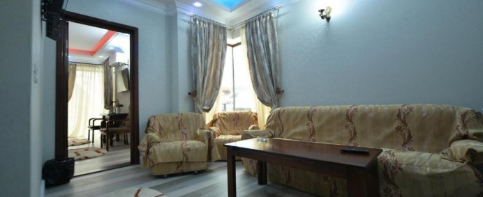 Pensiunea EDY'S ROYAL 3* - Predeal, Romania. - Photo 7