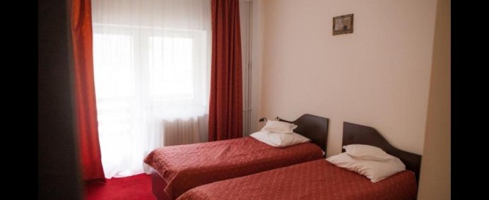 Hotel CRISTAL STADION 3* - Sinaia, Romania. - Photo 2