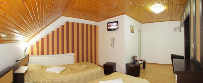 Vila SELECT 3* - Predeal, Romania. - Photo 5