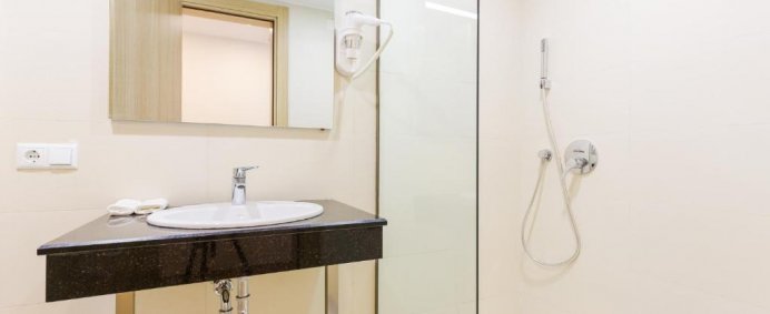 Hotel BEST WESTERN PREMIER BATUMI 5* - Batumi, Georgia. - Photo 14