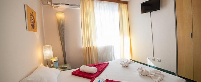 Hotel BIP 3* - Budva, Muntenegru. - Photo 10