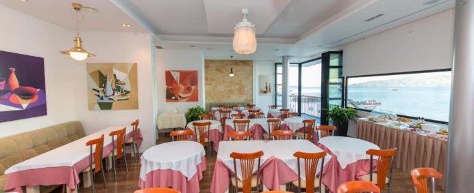 Hotel BRILANT SARANDA 4* - Saranda, Albania. - Photo 2