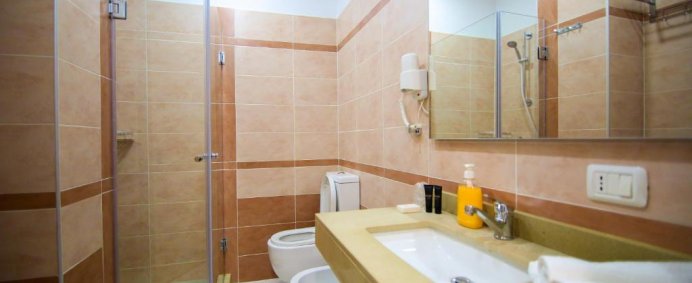 Hotel BEL AMI SUITE 4* - Vlore, Albania. - Photo 6