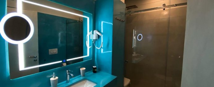 Hotel BEL AMI SUITE 4* - Vlore, Albania. - Photo 9