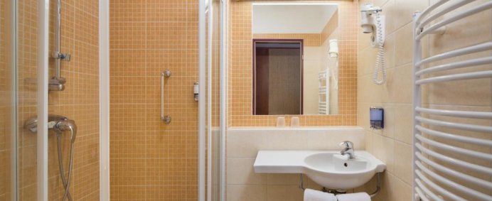 Hotel BENCZUR 3* - Budapesta, Ungaria. - Photo 3