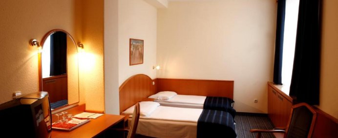 Hotel BENCZUR 3* - Budapesta, Ungaria. - Photo 6