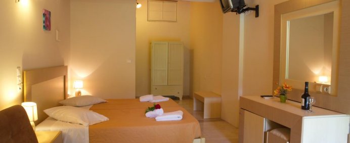 Hotel ANITA 1* - Insula CORFU, Grecia. - Photo 8