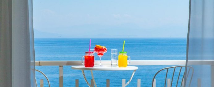 Hotel AURORA 2* - Insula CORFU, Grecia. - Photo 2