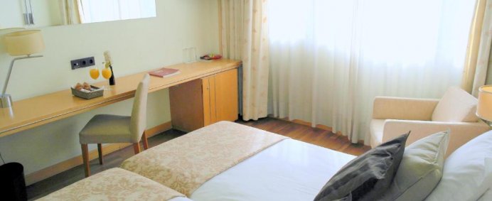 Hotel EUROHOTEL DIAGONAL PORT 4* - Barcelona, Spania. - Photo 5