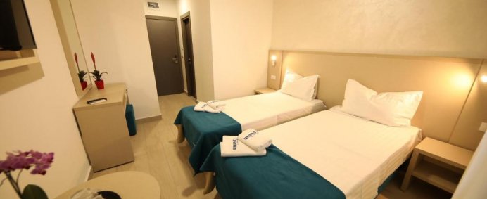 Hotel DELFIN 3* - Mamaia, Romania - Photo 6