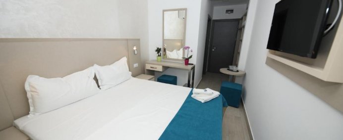 Hotel DELFIN 3* - Mamaia, Romania - Photo 7