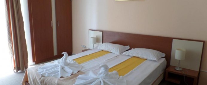 Hotel METROPOL 2* - Mamaia, Romania - Photo 3