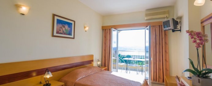 Hotel HELLINIS 3* - Insula CORFU, Grecia. - Photo 9
