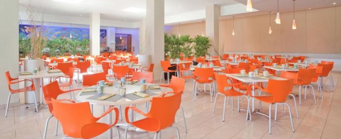 Hotel HOLIDAY INN RESORT ARUBA - BEACH RESORT & CASINO 4* - Palm-Eagle Beach, Aruba. - Photo 14