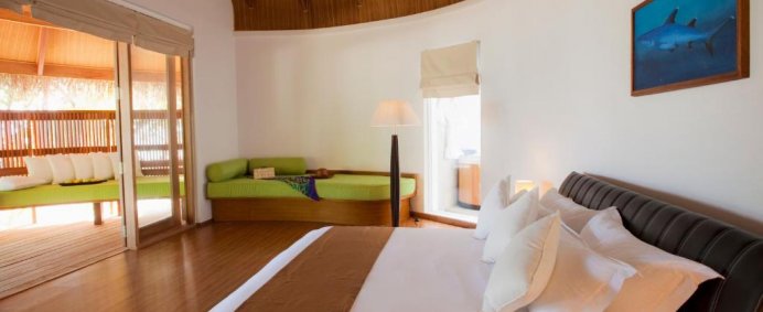 Complex KURAMATHI ISLAND RESORT - Rasdoo Atoll, Maldive. - Photo 16