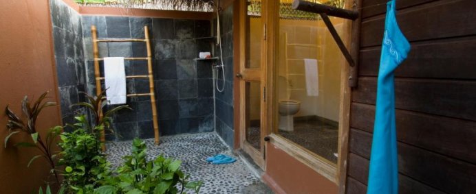 Complex KURAMATHI ISLAND RESORT - Rasdoo Atoll, Maldive. - Photo 18