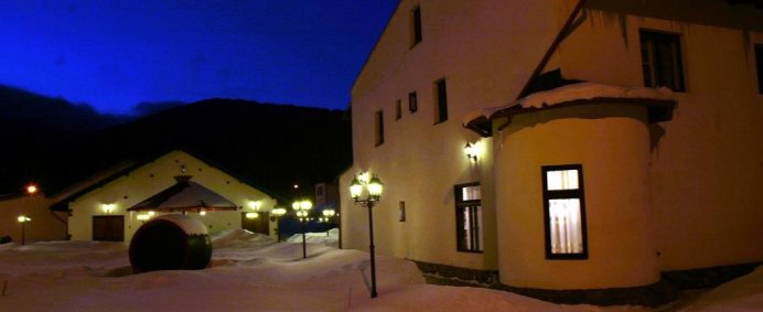 Pensiunea RHEIN 3* - Azuga, Romania. - Photo 5