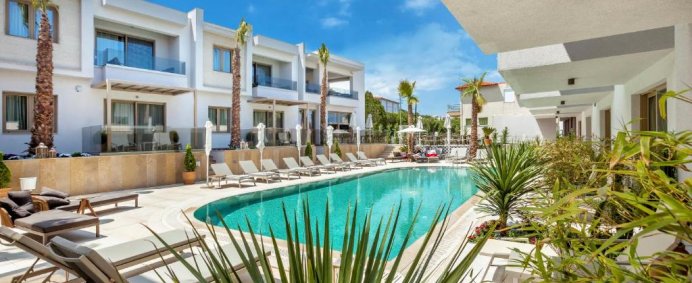 Hotel PEFKI DELUXE RESIDENCES 4* - Halkidiki Kassandra (Pefkochori), Grecia. - Photo 8