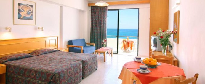 Hotel CORALLIA BEACH HOTEL APARTMENTS 3* - Paphos, Cipru. - Photo 10