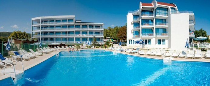 Hotel ICEBERG 2* - Balchik, Bulgaria. - Photo 1