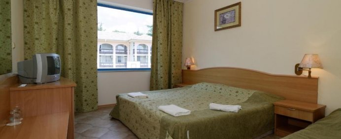 Hotel ICEBERG 2* - Balchik, Bulgaria. - Photo 3