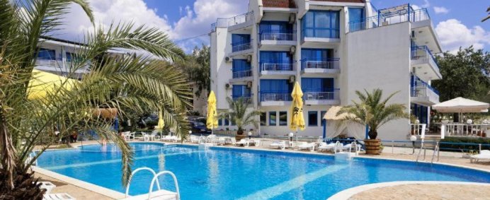 Hotel ICEBERG 2* - Balchik, Bulgaria. - Photo 4