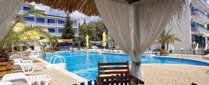 Hotel ICEBERG 2* - Balchik, Bulgaria. - Photo 5