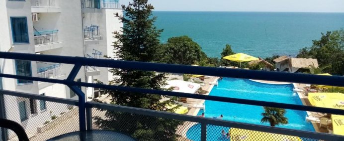 Hotel ICEBERG 2* - Balchik, Bulgaria. - Photo 8