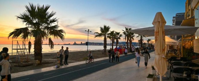 Hotel ZANZI 4* - Durres, Albania. (Pet Friendly) - Photo 12