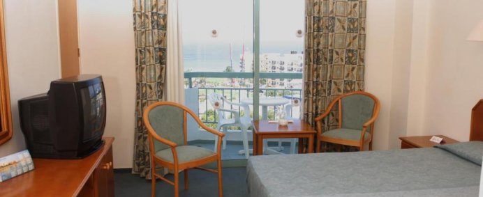 Hotel ANTIGONI 3* - Protaras, Cipru. - Photo 11