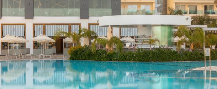 Hotel NissiBlu BEACH RESORT 5* - Ayia Napa, Cipru. - Photo 4