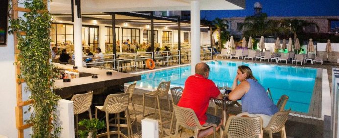 Hotel PEFKOS CITY 3* - Limassol, Cipru. - Photo 2