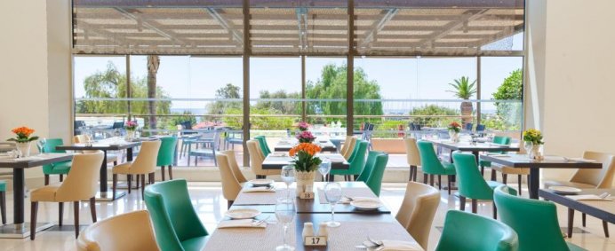 Hotel ST. RAPHAEL 5* - Limassol, Cipru. - Photo 13