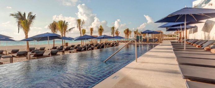 Hotel ROYALTON CHIC Cancun, An Autograph Collection All-Inclusive Resort 5* - Cancun, Mexic (Adults Only) - Photo 2
