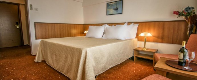 Hotel CONDOR 4* - Mamaia, Romania - Photo 3