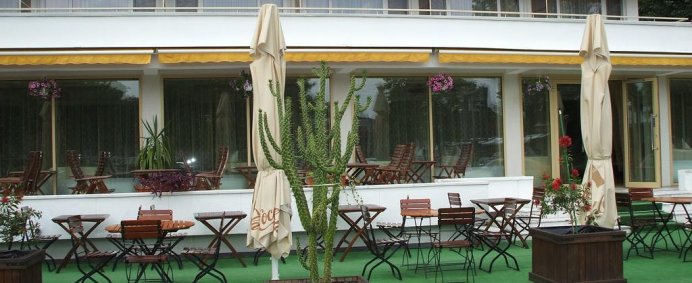 Hotel CONDOR 4* - Mamaia, Romania - Photo 10