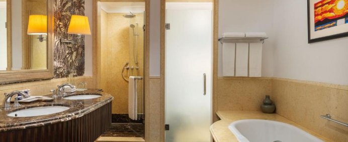 Hotel THE WESTIN DUBAI MINA SEYAHI BEACH RESORT & WATERPARK 5* - Dubai, U.A.E. - Photo 3