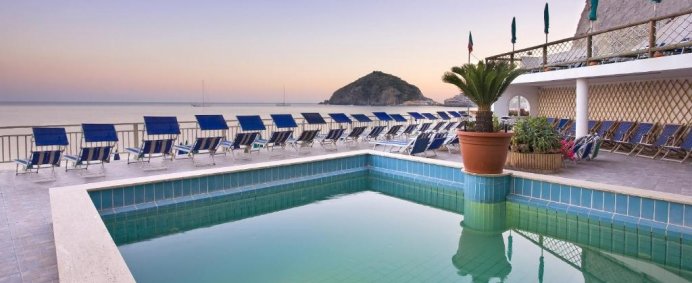 Hotel VITTORIO BEACH RESORT 3* - Insula ISCHIA, Italia. - Photo 2