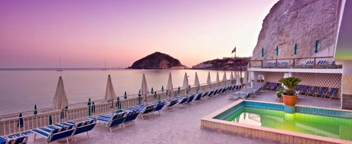 Hotel VITTORIO BEACH RESORT 3* - Insula ISCHIA, Italia. - Photo 11