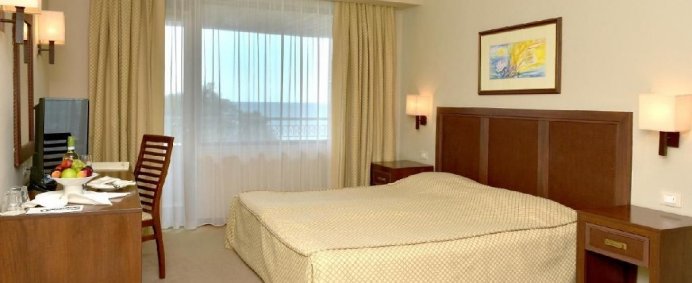 Hotel HVD LOTOS 4* - Riviera Holiday Beach, Bulgaria. - Photo 2