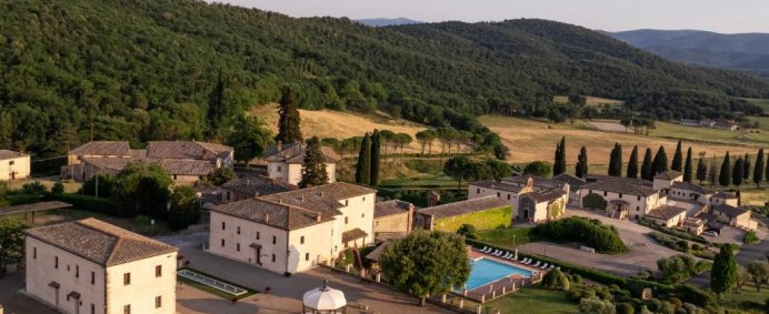 Hotel LA BAGNAIA GOLF & SPA RESORT 5* - Siena (Toscana), Italia. (Pet Friendly) - Photo 1