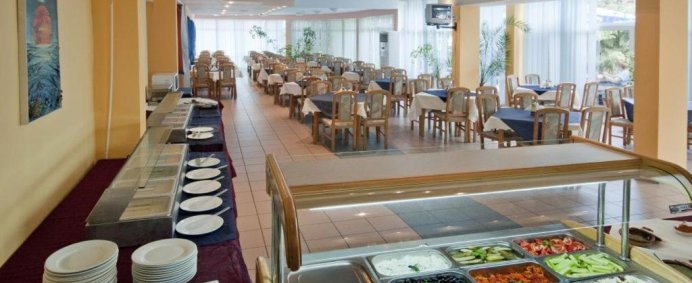 Hotel REGINA 3* - Nisipurile de Aur, Bulgaria. - Photo 3