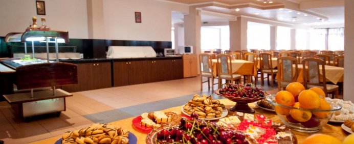 Hotel REGINA 3* - Nisipurile de Aur, Bulgaria. - Photo 6