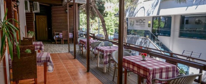 Pensiunea DOLANIT HOTELS VILA E DRURIT 3* - Durres, Albania. - Photo 4