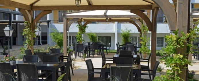 Hotel COMETA 3* - Jupiter, Romania. - Photo 4