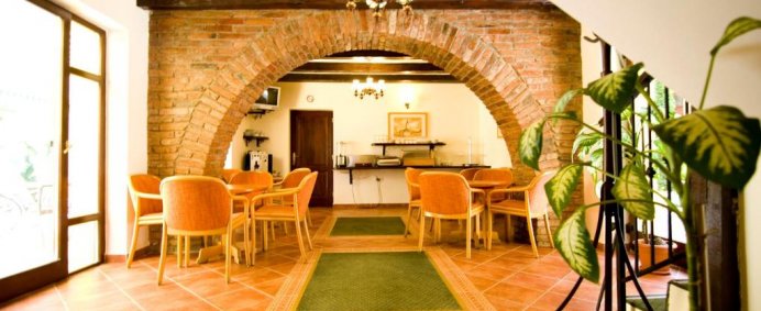 Hotel CURTEA BRASOVEANA 4* - Brasov, Romania. - Photo 2