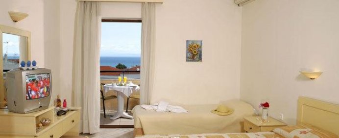 Hotel CALYPSO 2* - Halkidiki Kassandra, Grecia. - Photo 16