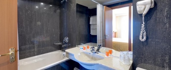 Hotel PALAS 4* - Mamaia, Romania. - Photo 8