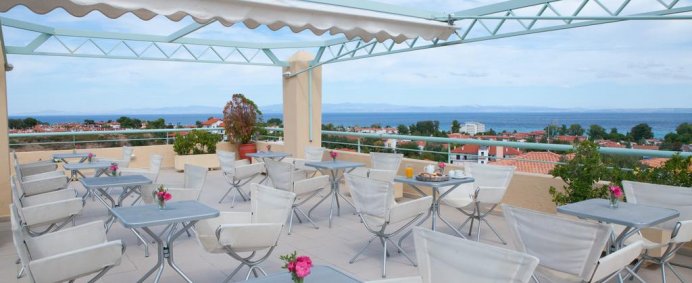 Hotel DAPHNE HOLIDAY CLUB 3* - Halkidiki Kassandra, Grecia. - Photo 2